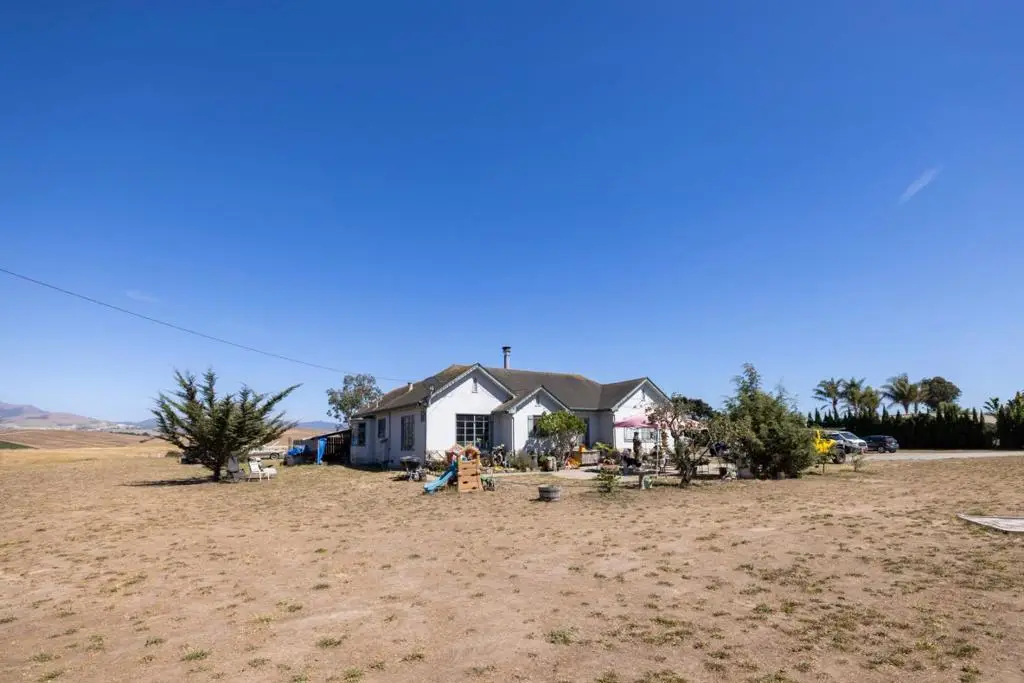 350 Harrison Road, Salinas, CA 93907 - #1