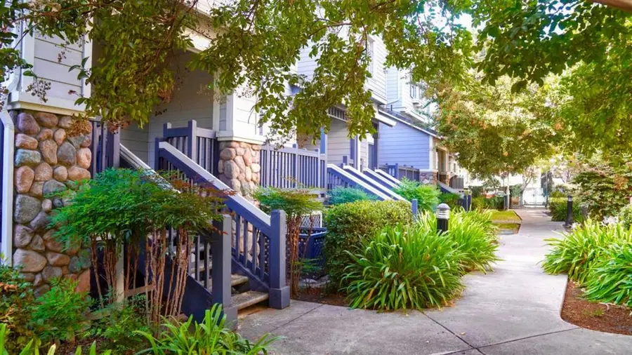 1894 Kobuk Valley, San Jose, CA 95131 - #2