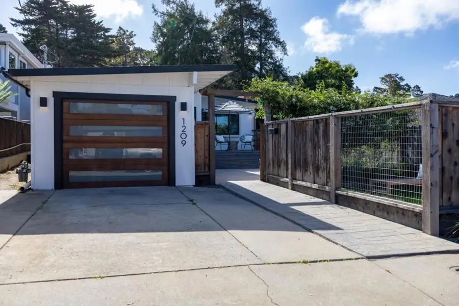 1209 Funston Avenue, Pacific Grove, CA 93950 - #2