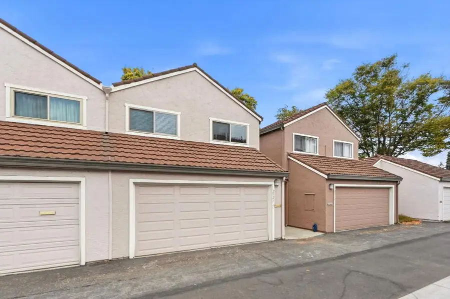 2521 Palmdale Court, Santa Clara, CA 95051 - #3