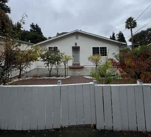 136 Donohoe Street, East Palo Alto, CA 94303