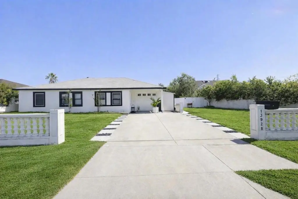 13928 Gardenland Avenue, Bellflower, CA 90706 - #1