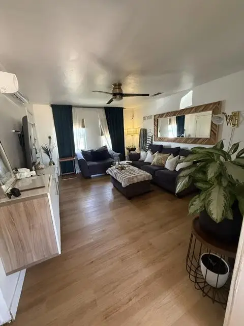 13928 Gardenland Avenue, Bellflower, CA 90706 - #2
