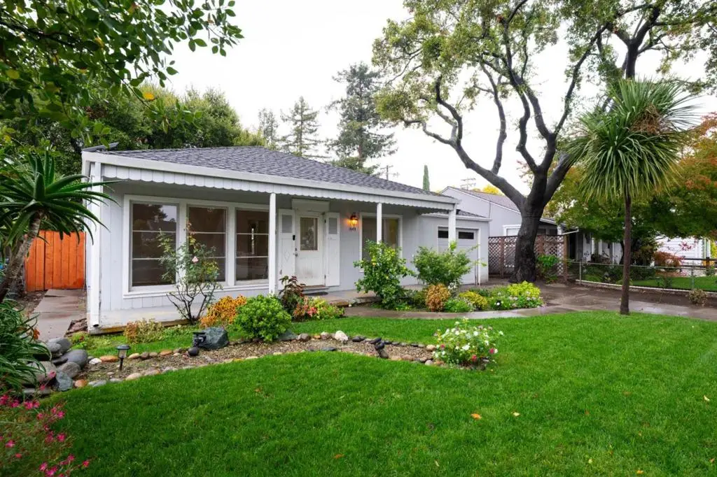 1645 Virginia Avenue, Redwood City, CA 94061 - #1