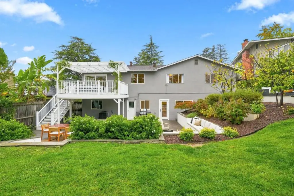 961 Cambridge Road, Redwood City, CA 94061 - #1