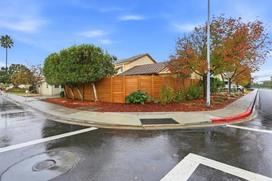 1306 Mount Shasta Avenue, Milpitas, CA 95035 - #3