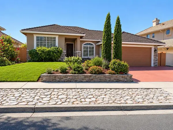 1546 Cambridge Court, Salinas, CA 93906
