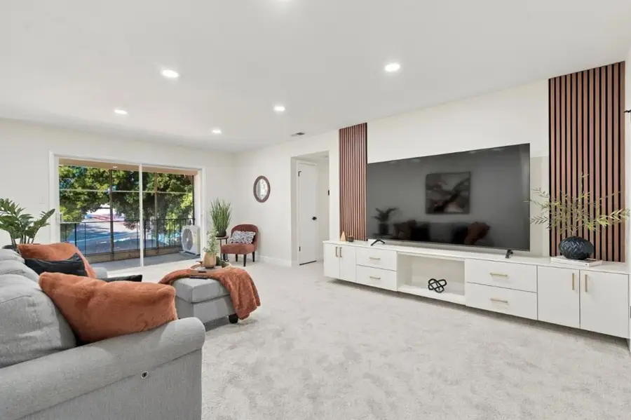 1337 Phelps Avenue #9, San Jose, CA 95117 - #2