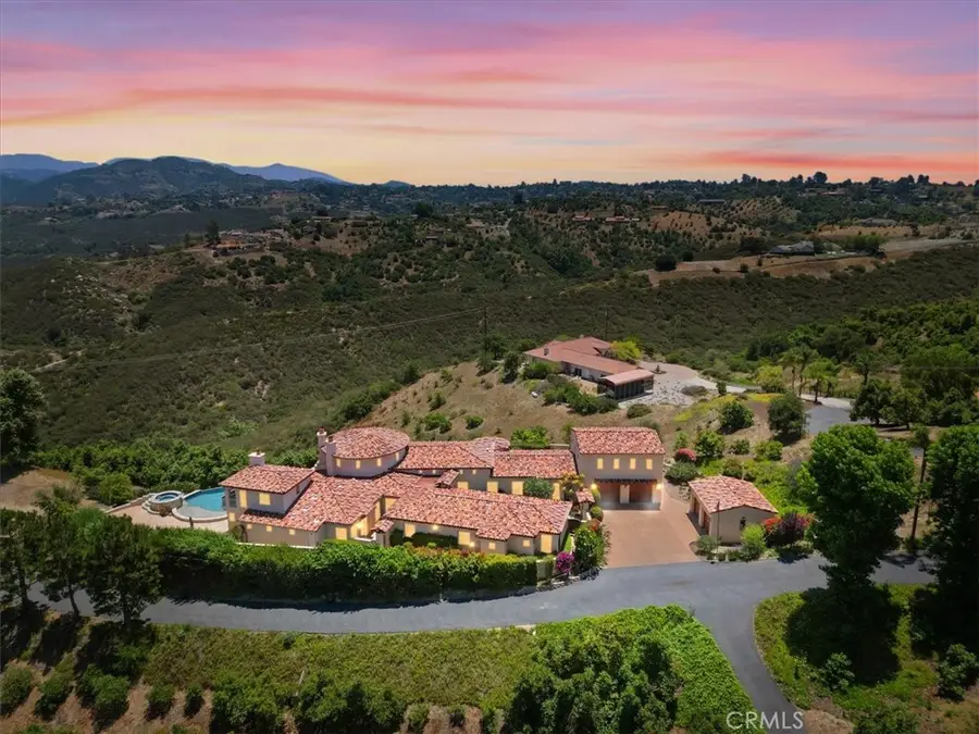 1917 Santa Margarita Drive, Fallbrook, CA 92028 - Image #2