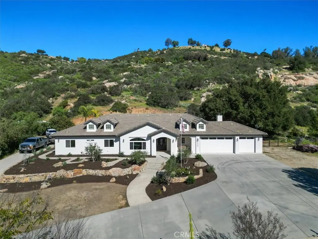 29563 Valley Stream Rd, Valley Center, CA 92082 - #1