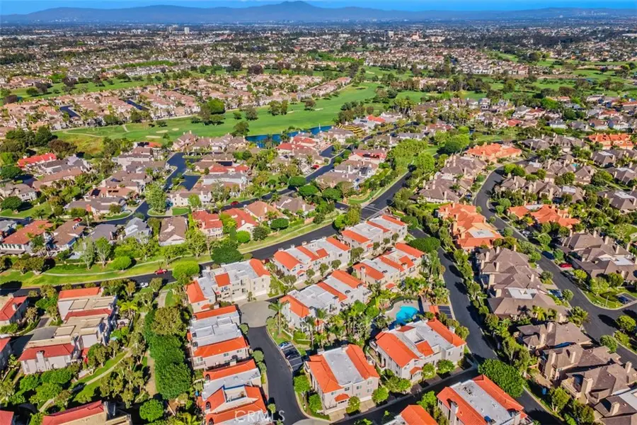 19275 Brooktrail, Huntington Beach, CA 92648 - #3