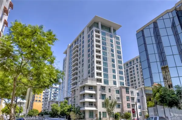 425 W Beech, San Diego, CA 92101