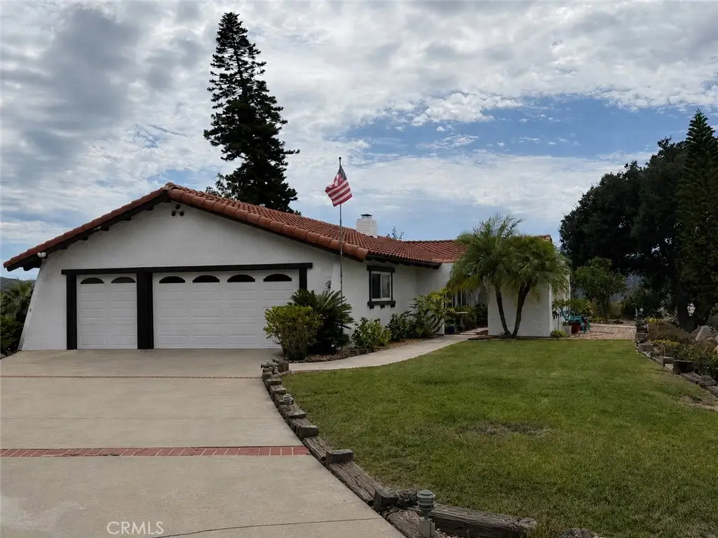1229 Via Sendero, Escondido, CA 92029 - #1
