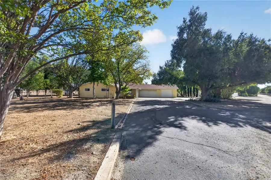25140 New Clay St, Murrieta, CA 92562 - #2
