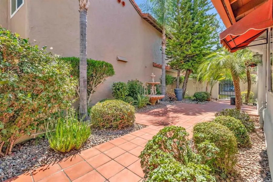 606 Gardenia Glen, Escondido, CA 92025 - Image #2