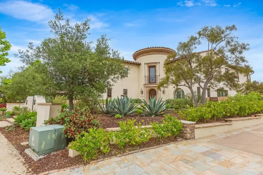 6286 Belmont Trail Ct, San Diego, CA 92130 - Image #2