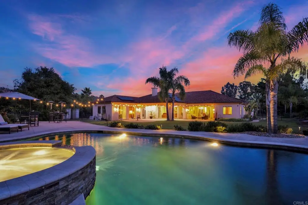 2050 Buena Village Dr, Vista, CA 92084 - Image #1