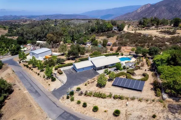 18822 Possum Pass, Valley Center, CA 92082