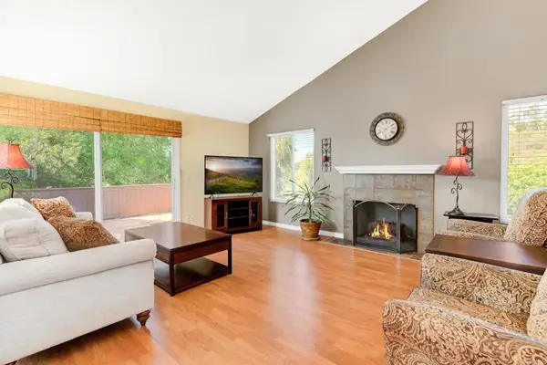 2031 Golden Circle, Escondido, CA 92026