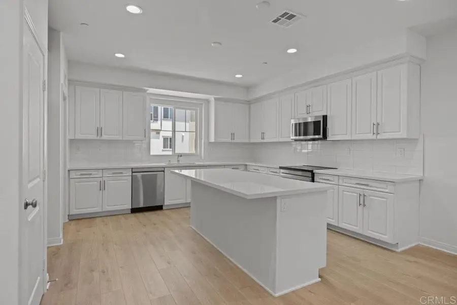 8685 Amherst Street, Santee, CA 92071 - #3