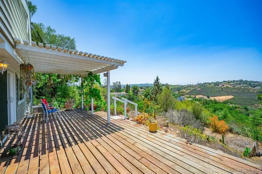 30727 Rolling Hills Drive, Valley Center, CA 92082 - Image #2