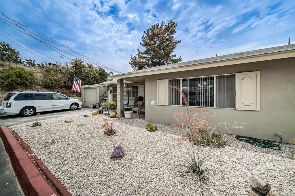 1037 Meadowlake Drive, Vista, CA 92084 - #1