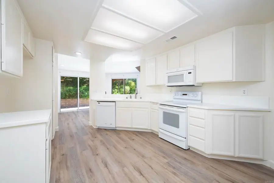 2202 Hilton Head Gln, Escondido, CA 92026 - Image #3