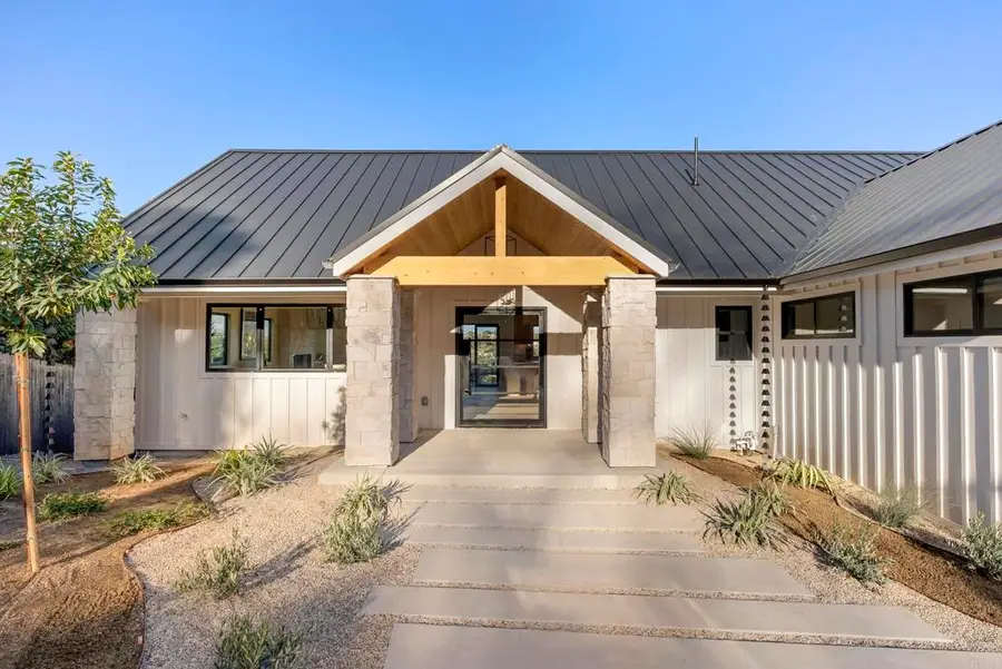 3920 Holly Brae, Carlsbad, CA 92008 - Image #2