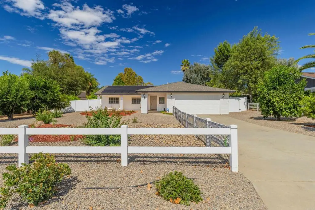 24010 Del Amo Rd, Ramona, CA 92065 - Image #1