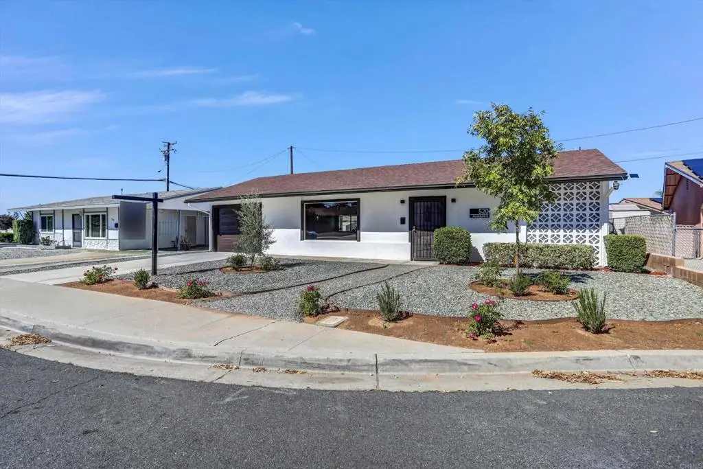 520 Palmer Drive, Hemet, CA 92543 - #1