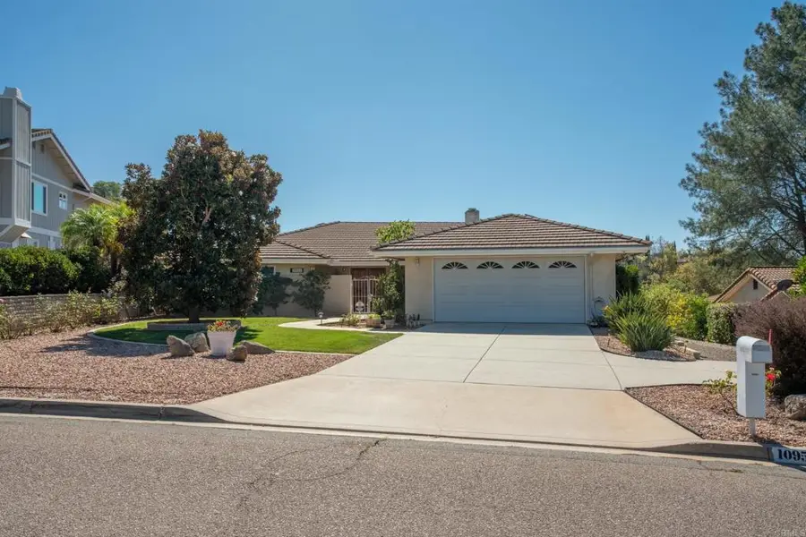 10951 Rim Road, Escondido, CA 92026 - Image #2