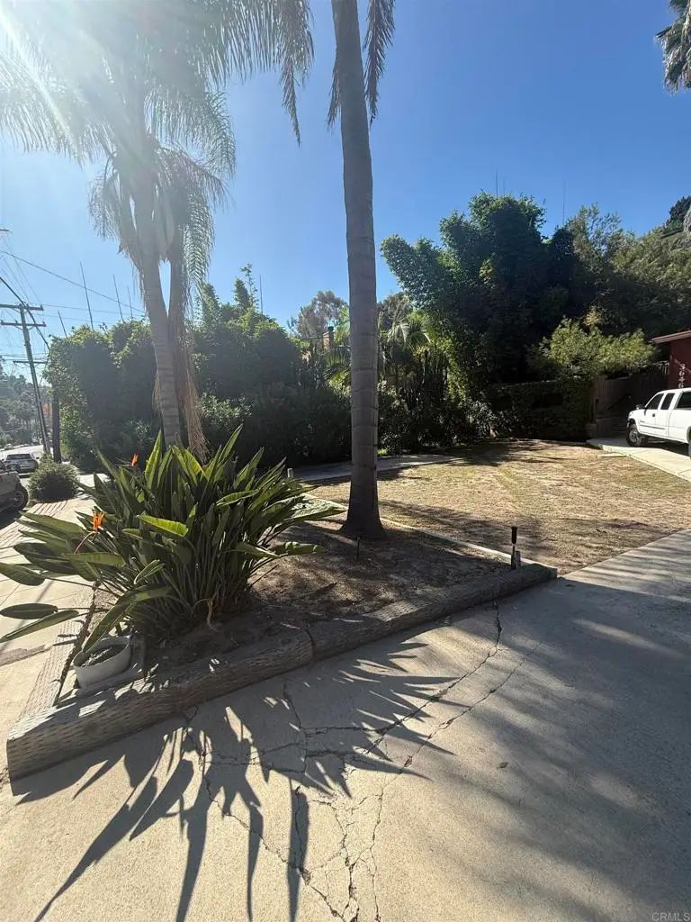 3646 Curlew St, San Diego, CA 92103 - Image #2