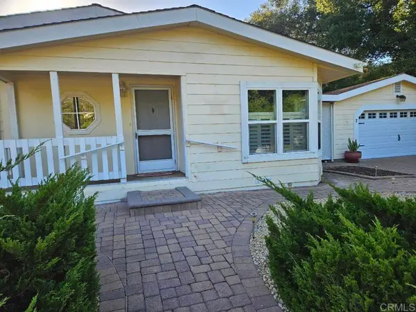 8975 Lawrence Welk Drive #7, Escondido, CA 92026