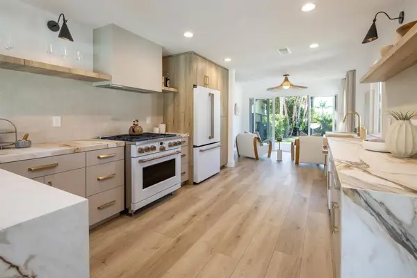 1711 Grandview Street, Oceanside, CA 92054