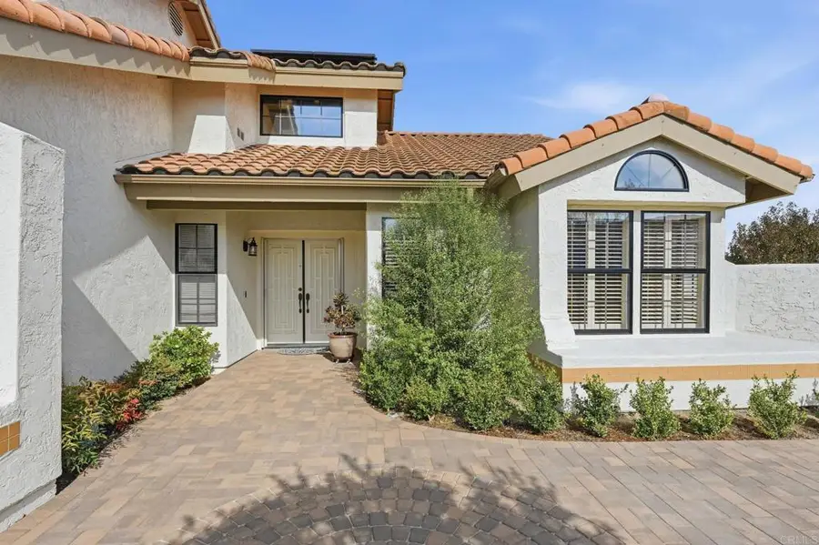 1305 La Salle Court, Vista, CA 92081 - Image #2