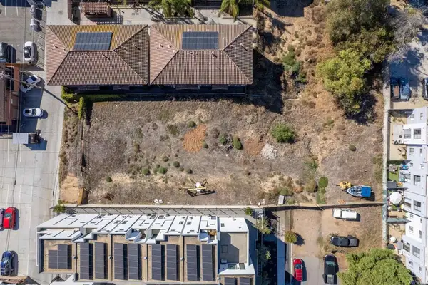 E Street, San Diego, CA 92102