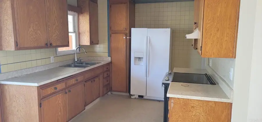 1906 1908 Broadway, Oceanside, CA 92054 - Image #2