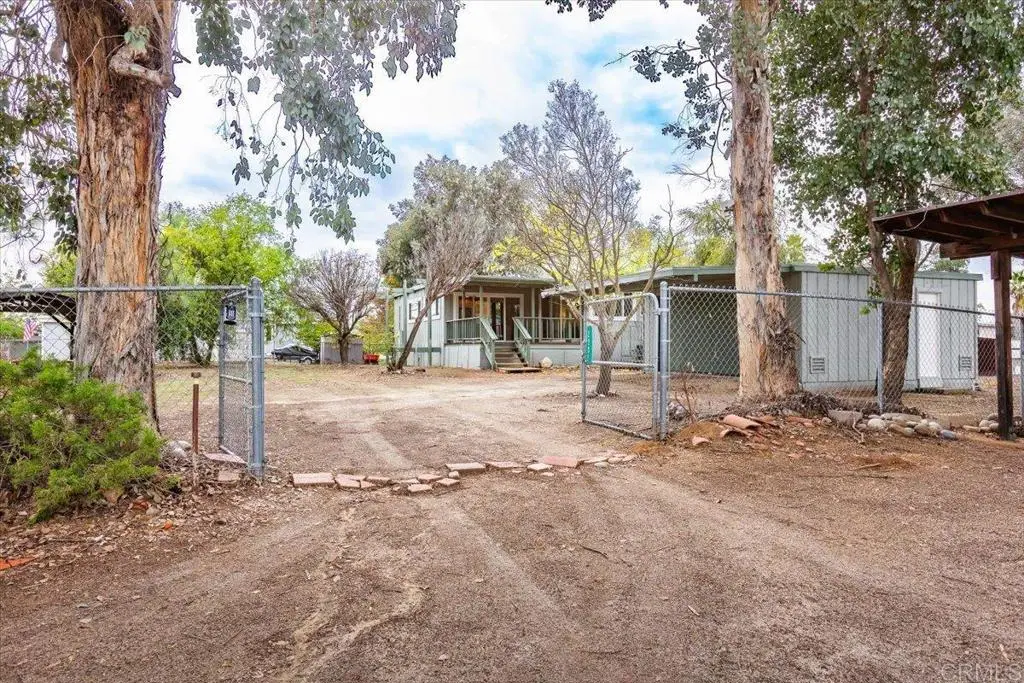 2231 San Diego Avenue, Ramona, CA 92065 - Image #1