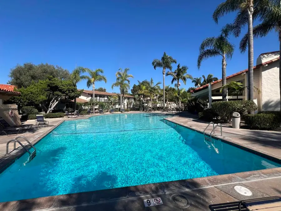 4241 Loma Riviera Lane, San Diego, CA 92110 - Image #3