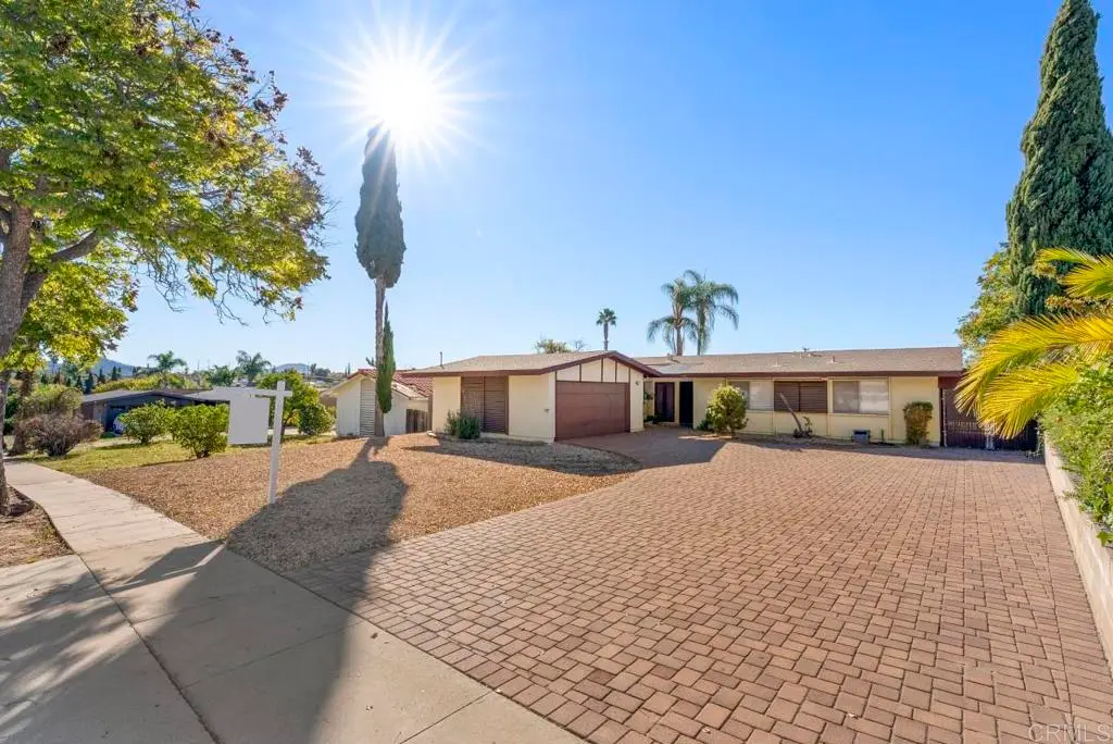 6852 Jackson, San Diego, CA 92119 - Image #1