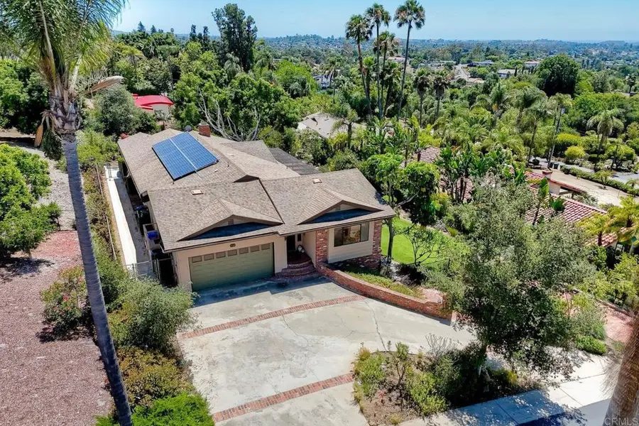 338 Skyline Dr, Vista, CA 92084 - Image #3