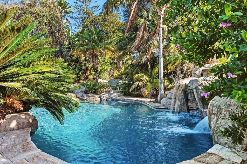 828 Hygeia Avenue, Encinitas, CA 92024 - Image #1