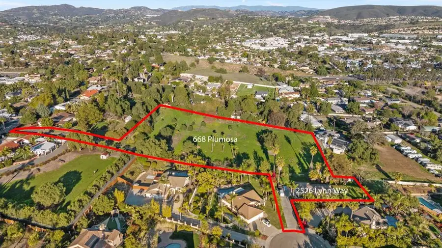 668 Plumosa Avenue, Vista, CA 92081 - #3