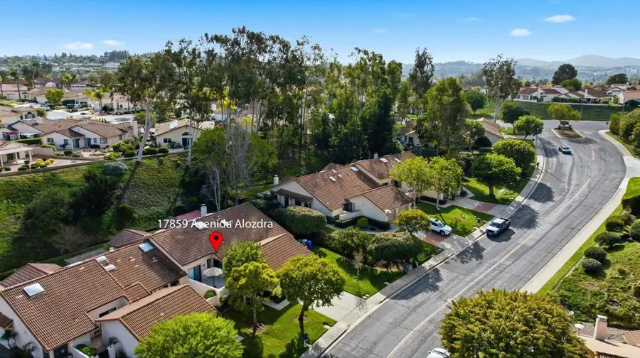 17859 Avenida Alozdra, San Diego, CA 92128 - Image #3