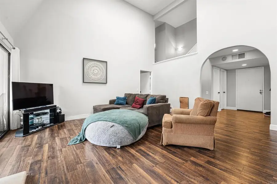 2537 Navarra Drive #9-B, Carlsbad, CA 92009 - Image #3