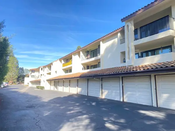 17607 Pomerado #107, San Diego, CA 92128