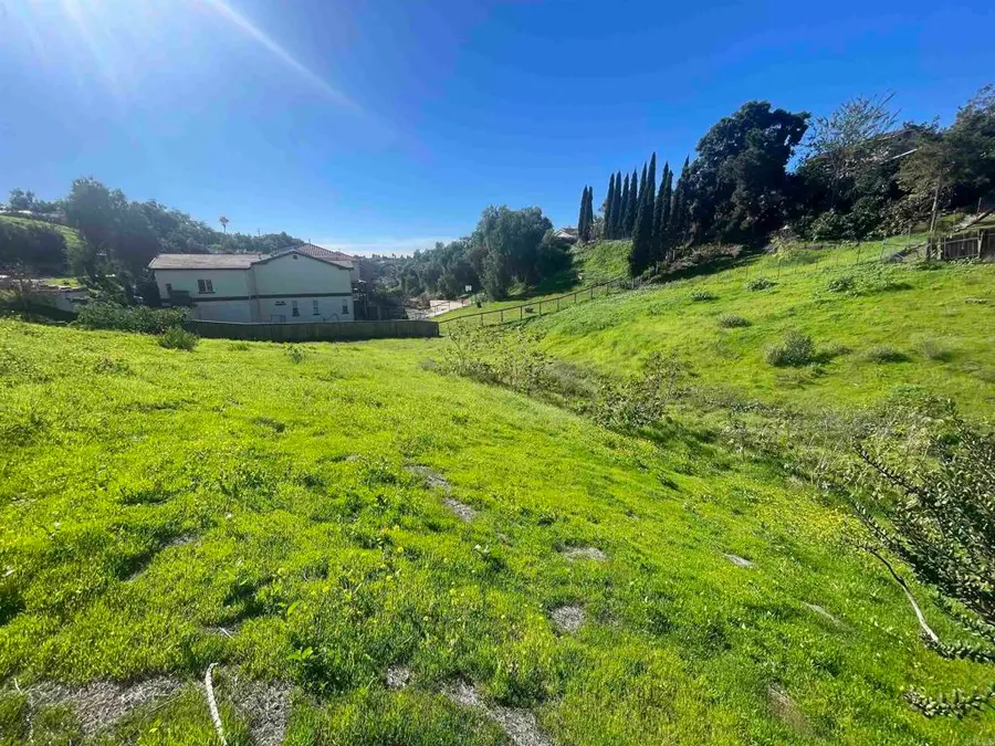 564 S 66th Street, San Diego, CA 92114 - #3