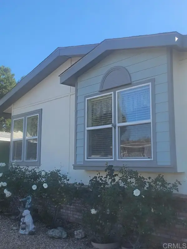 21202 Blue Curl Way, Canyon Country, CA 91351