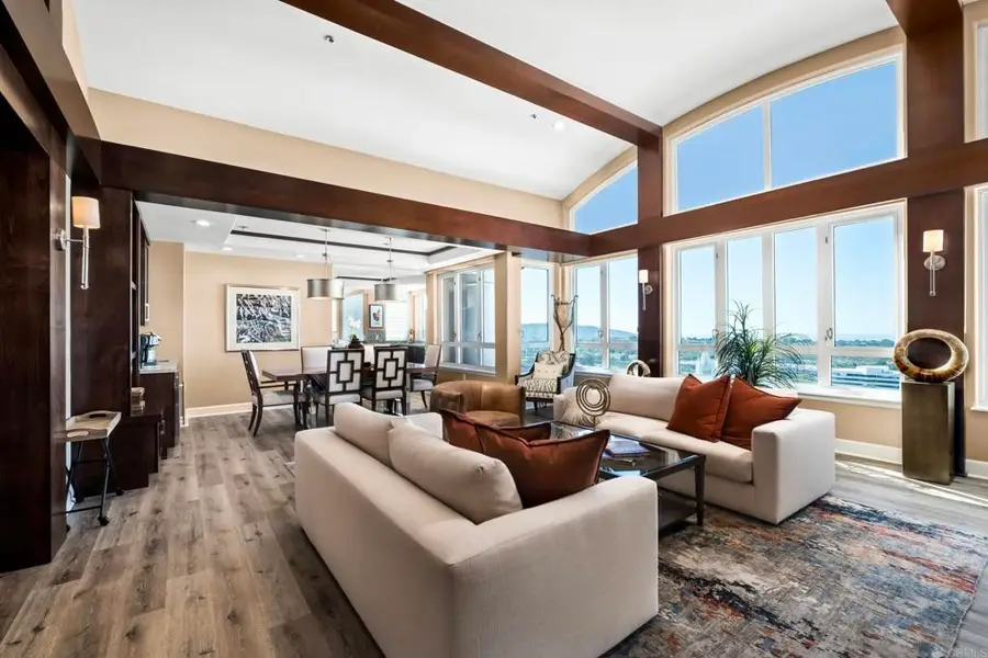 3890 Nobel Drive #2102, San Diego, CA 92122 - #2