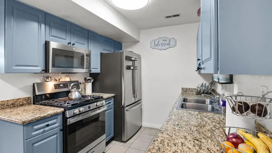 240 W Lincoln Ave #39, Escondido, CA 92026 - #3